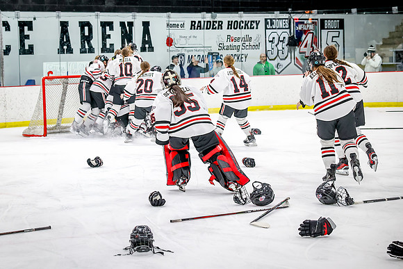 Centennial vs Maple Grove Varsity Hockey 253