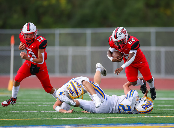 Centennial vs STMA JV Football 92