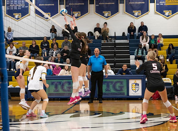 Centennial vs Totino-Grace Girls Varsity Volleyball 118