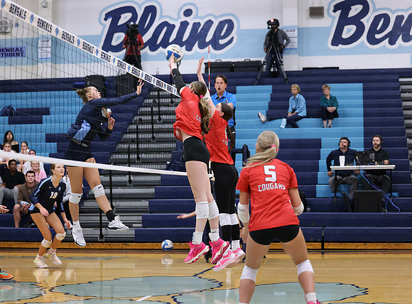 Centennial vs Blaine Girls Varsity Volleyball 114