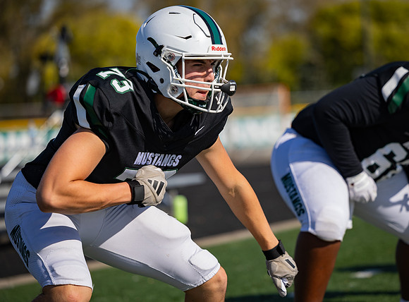 Mounds View vs STMA Varsity Football 23