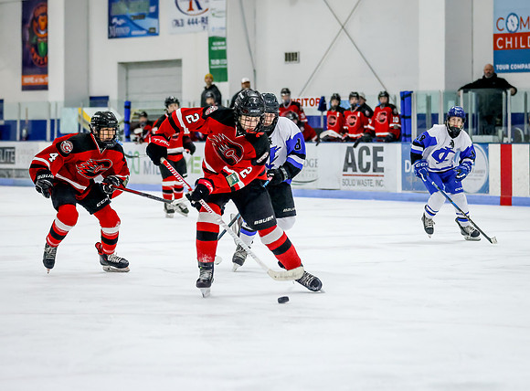 Centennial vs Cambridge Isanti Hockey 242