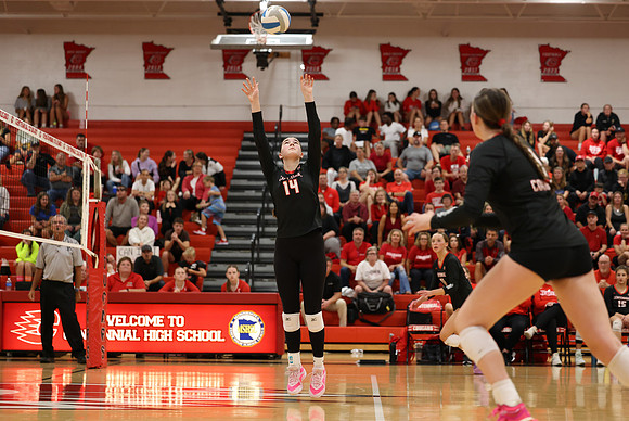 Centennial vs Cambridge-Isanti Girls Varsity Volleyball 185