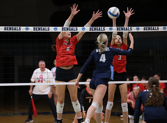 Centennial vs Blaine Girls Varsity Volleyball 157