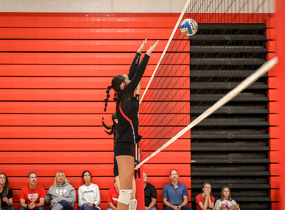 Centennial vs Mounds View Girls B Volleyball 19