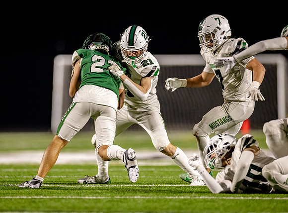 Mounds View vs Park Football 246