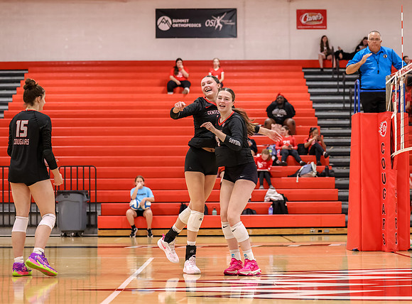 Centennial vs Coon Rapids Girls Varsity Volleyball 63