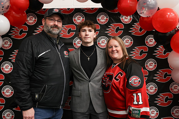 Centennial vs St Cloud Hockey 19