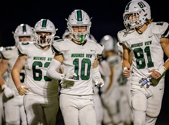 Mounds View vs Park Football 204