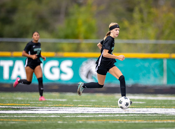Mounds View vs Blaine Varsity Soccer 185