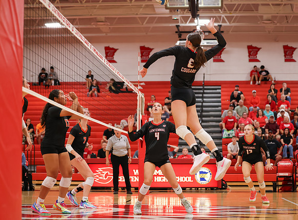 Centennial vs Osseo Girls Varsity Volleyball 182