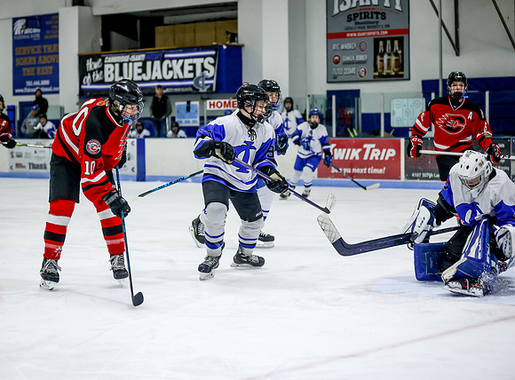 Centennial vs Cambridge Isanti Hockey 39
