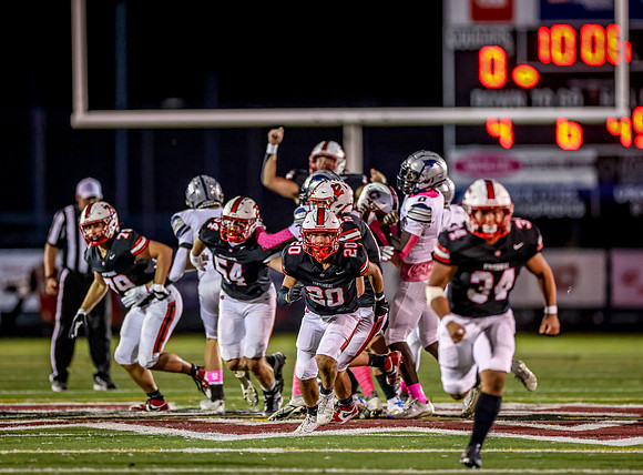 Centennial vs Champlin Varsity Football 80