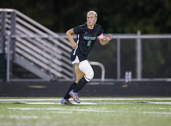 Mounds View vs Stillwater Varsity Soccer 151