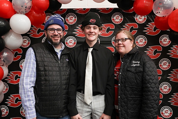 Centennial vs St Cloud Hockey 12