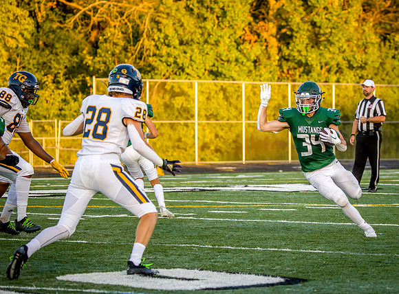 Mounds View vs Totino Grace Varsity Football 135