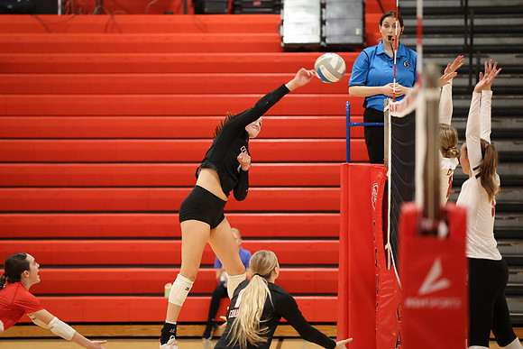 Centennial vs Coon Rapids Girls Varsity Volleyball 158