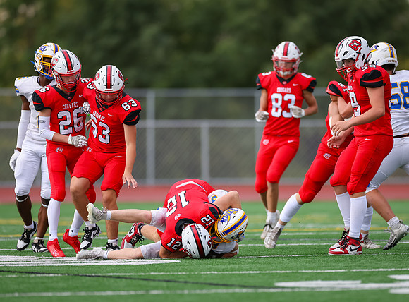 Centennial vs STMA JV Football 132