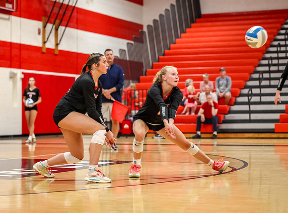 3414 Centennial vs Cambridge-Isanti Girls Varsity Volleyball