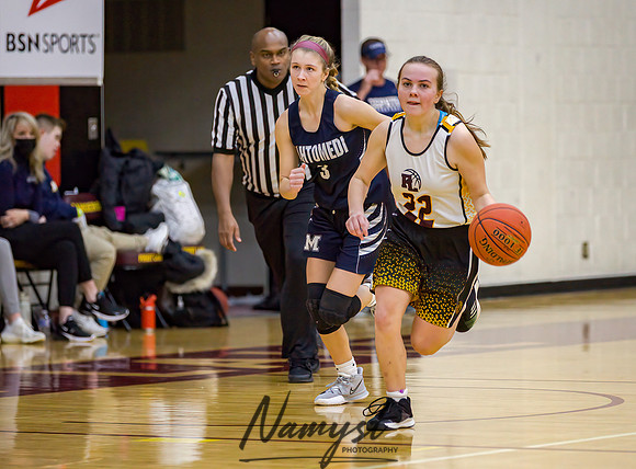 Forest Lake Girls 7 Maroon Basketball 200