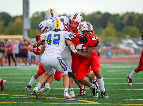 Centennial vs STMA JV Football 29