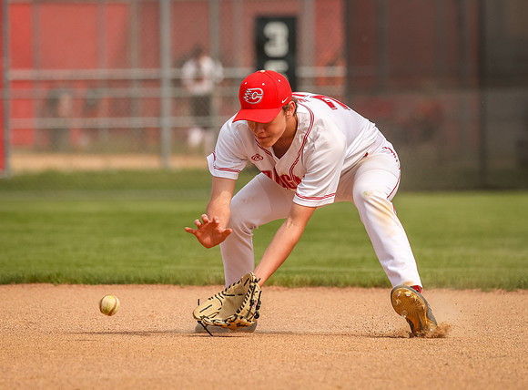 Centennial vs East Ridge JV Baseball 97
