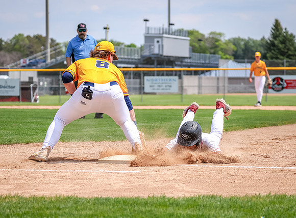 Centennial vs Mahtomedi Baseball 353