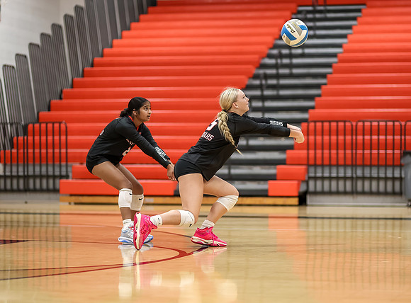 Centennial vs Coon Rapids Girls Varsity Volleyball 91