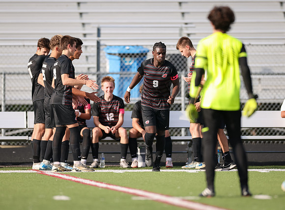 Centennial vs Osseo Varsity Soccer 25