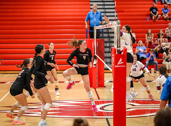 3365 Centennial vs Cambridge-Isanti Girls Varsity Volleyball
