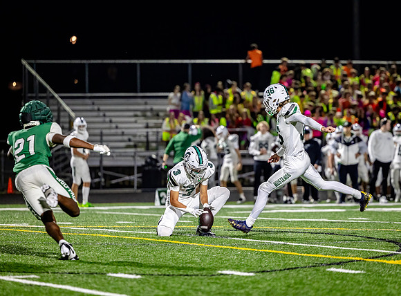 Mounds View vs Park Football 112