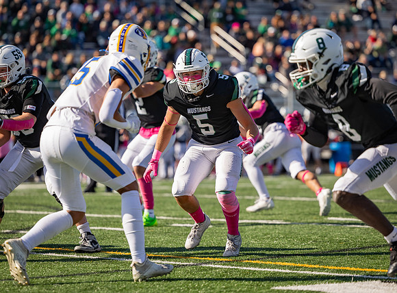 Mounds View vs STMA Varsity Football 151
