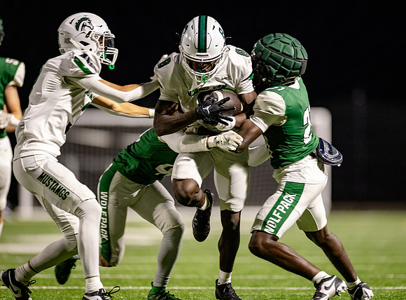 Mounds View vs Park Football 61