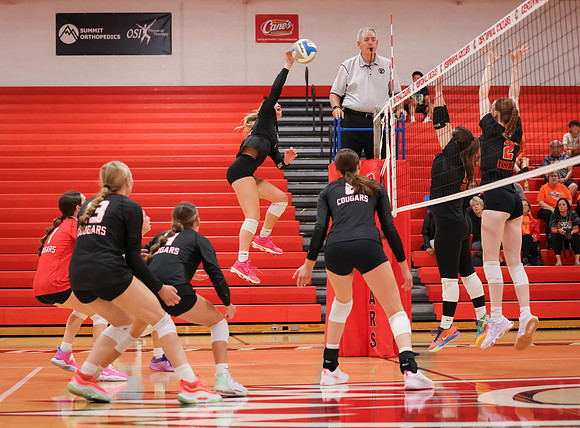 Centennial vs Osseo Girls Varsity Volleyball 113