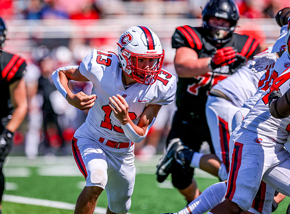 Centennial vs Coon Rapids Varsity Football 196