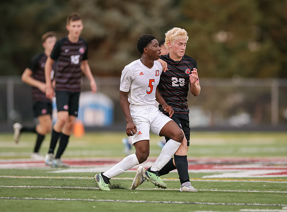 Centennial vs Osseo Varsity Soccer 225