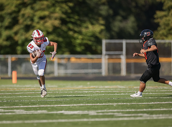 Centennial vs Osseo JV Football 258