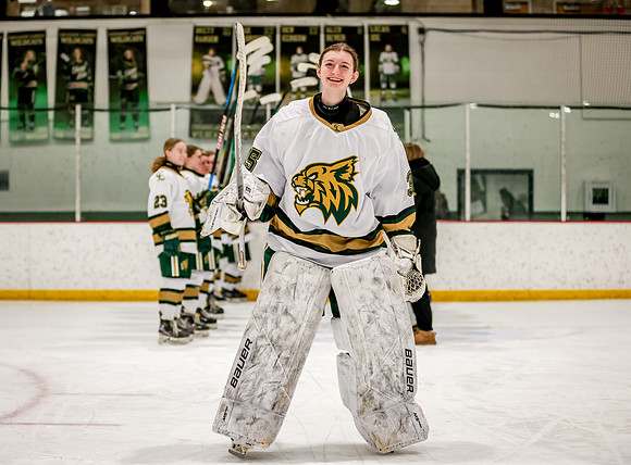 Chisago vs River Lake Stars Varsity Hoc 45