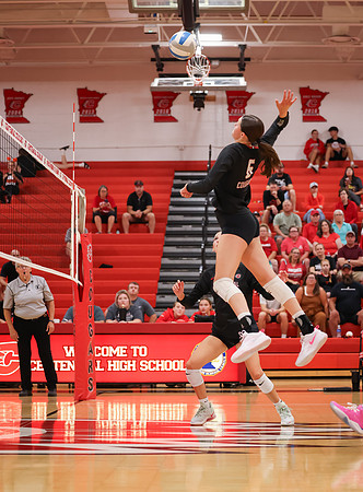 Centennial vs Osseo Girls Varsity Volleyball 159
