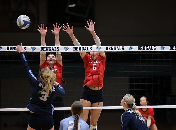 Centennial vs Blaine Girls Varsity Volleyball 160