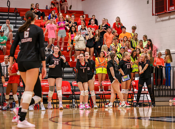 Centennial vs Duluth East Varsity Volleyball 218