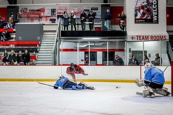 Centennial vs Blaine JV Hockey 142