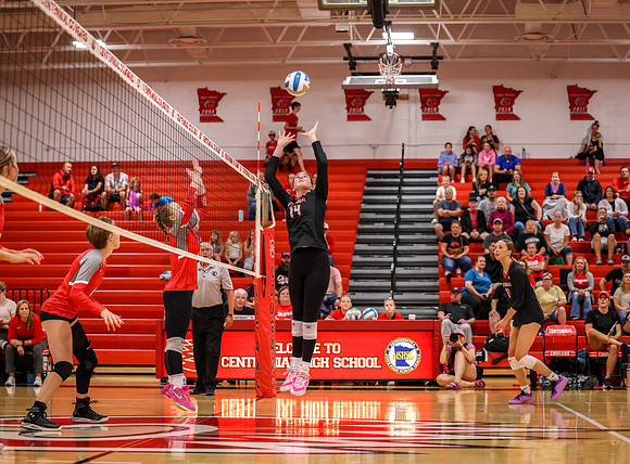 Centennial vs Duluth East Varsity Volleyball 9