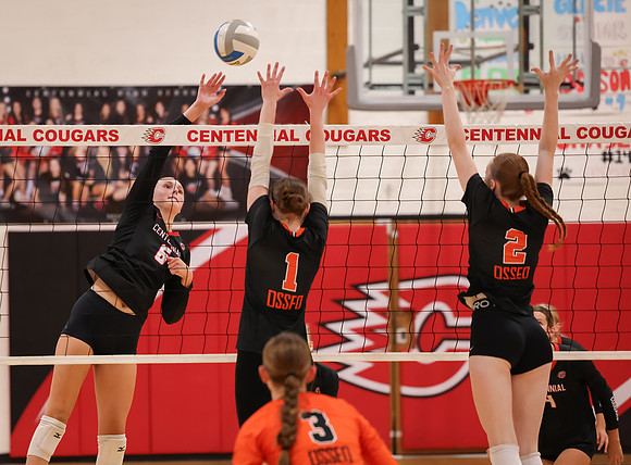 Centennial vs Osseo Girls Varsity Volleyball 128