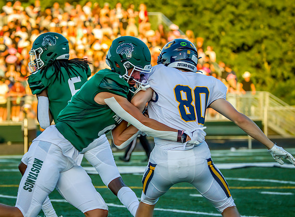 Mounds View vs Totino Grace Varsity Football 130