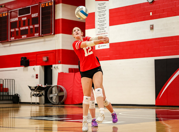 98 Centennial vs Cambridge-Isanti Girls 9A Volleyball