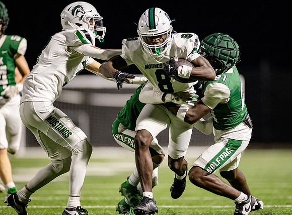 Mounds View vs Park Football 62