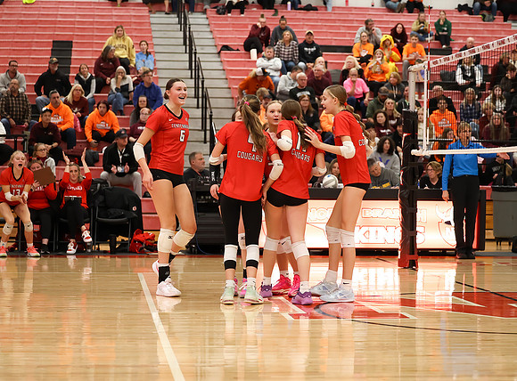 Centennial vs Anoka Girls Varsity Volleyball 272