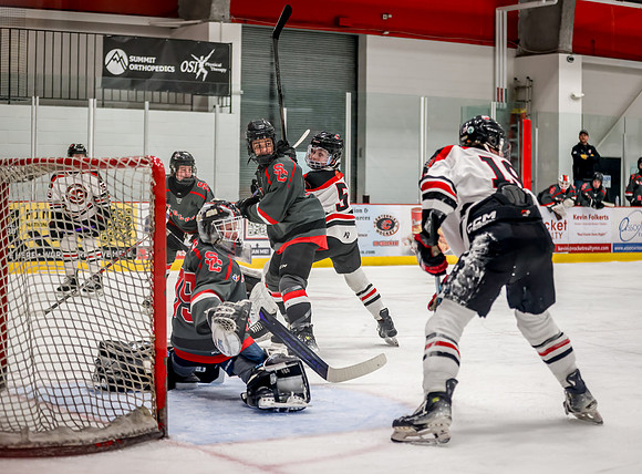 Centennial vs St Cloud Hockey 197
