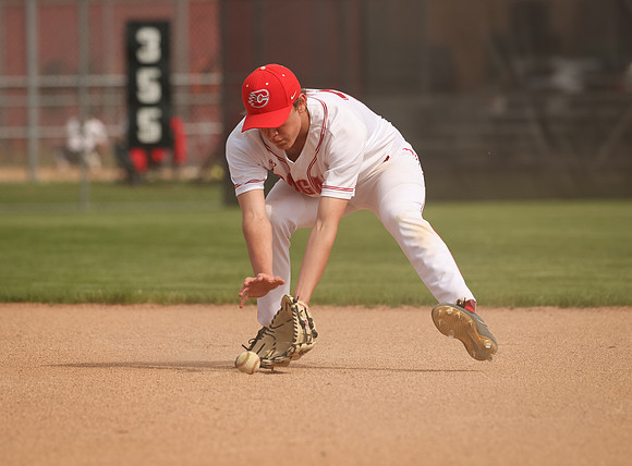 Centennial vs East Ridge JV Baseball 77